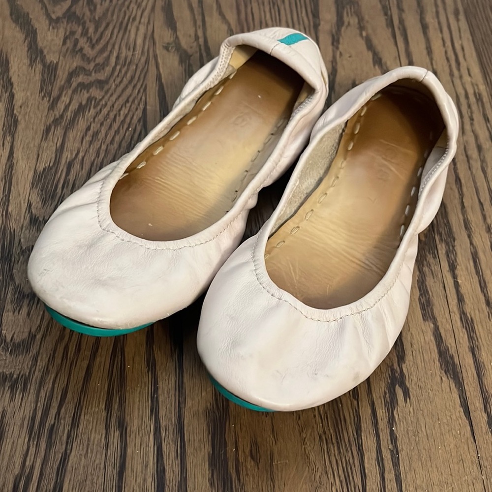 Ballerina Pink Tieks. Size 7